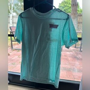 NWT men’s rabbit running tshirt